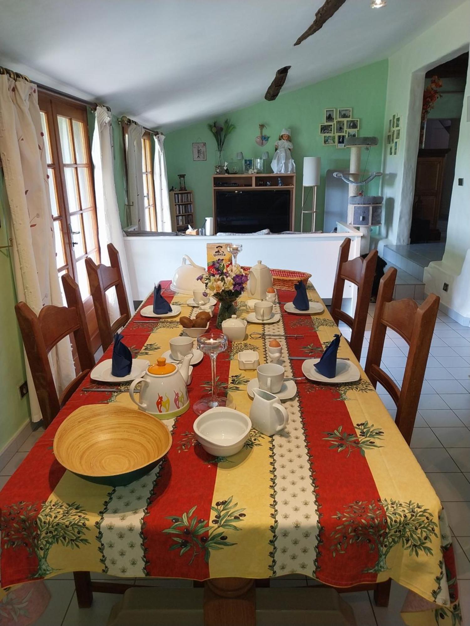 Bed and Breakfast Les Bernus Monfaucon  Экстерьер фото