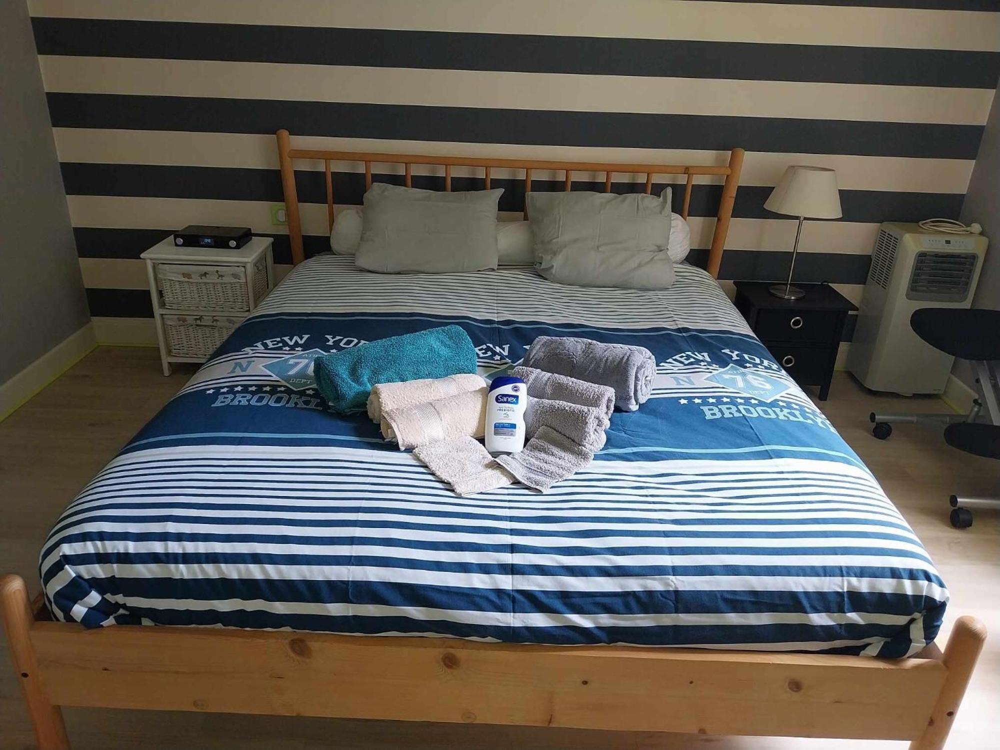 Bed and Breakfast Les Bernus Monfaucon  Экстерьер фото